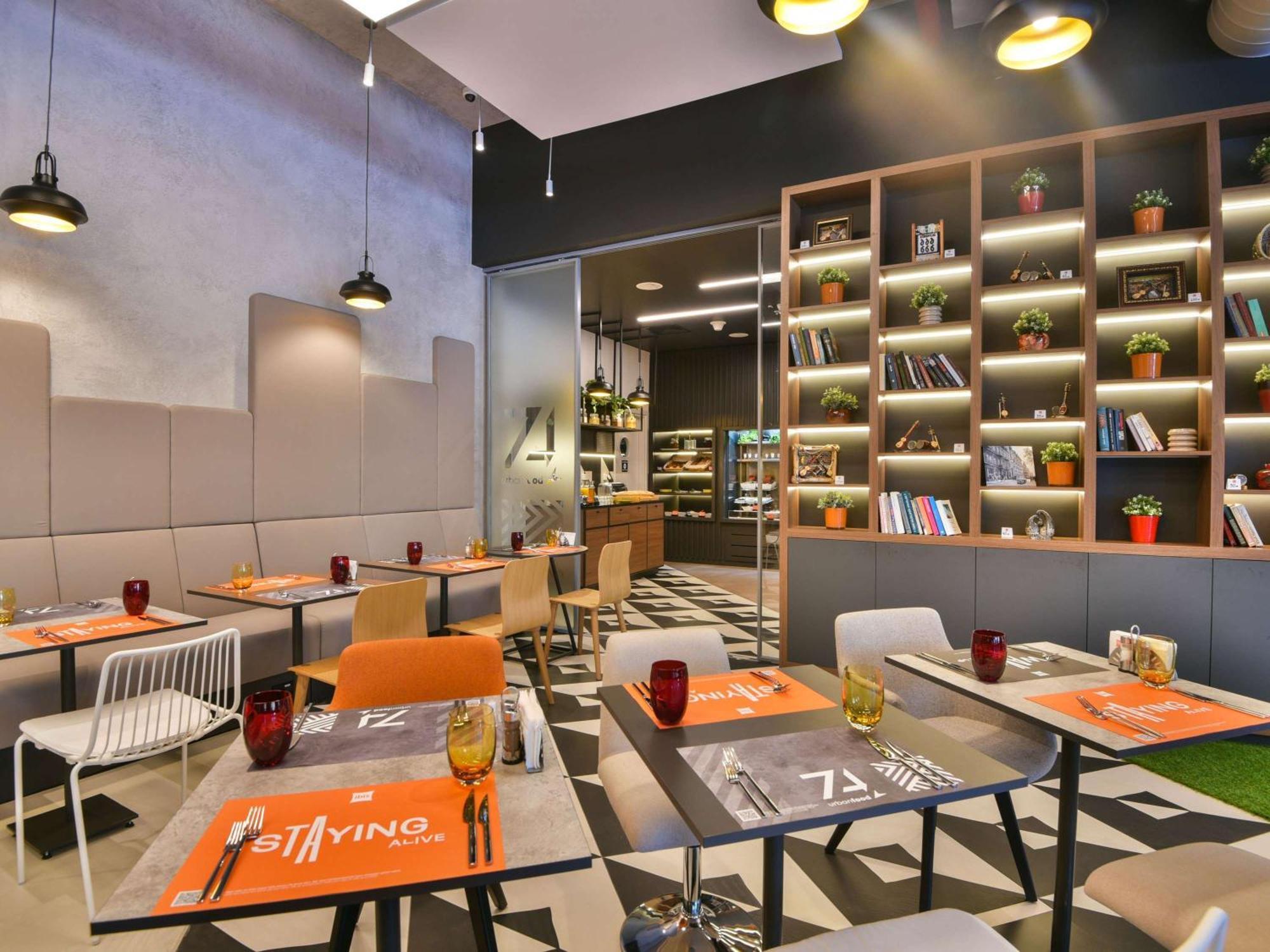 Ibis Baku City Exterior photo