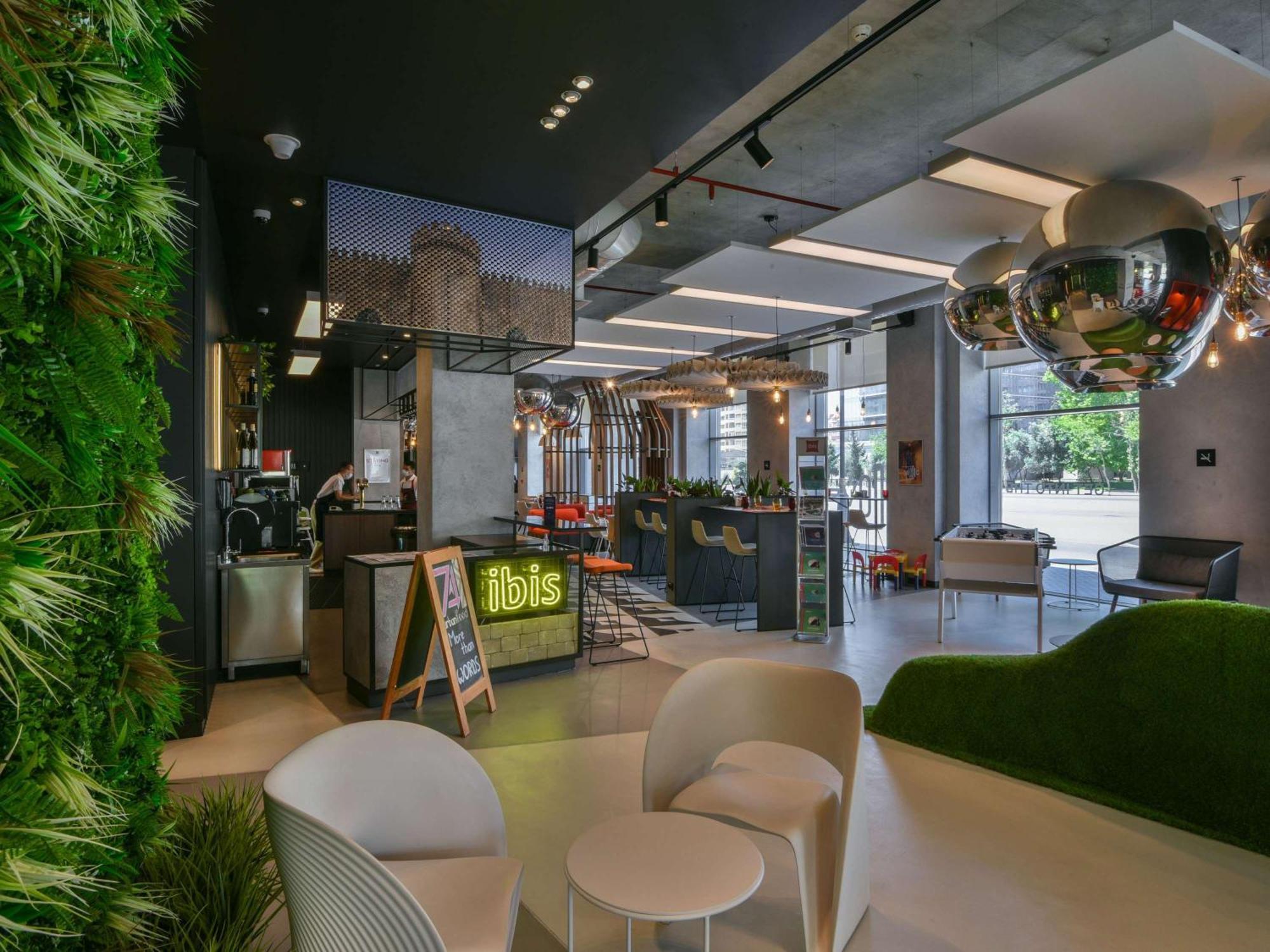 Ibis Baku City Exterior photo