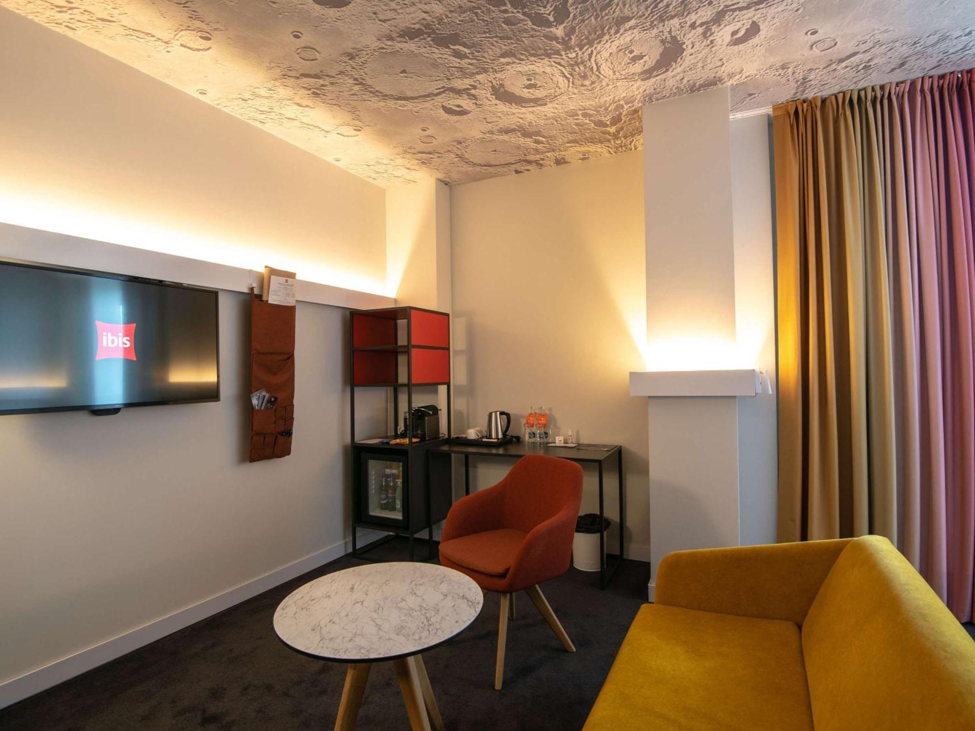 Ibis Baku City Exterior photo