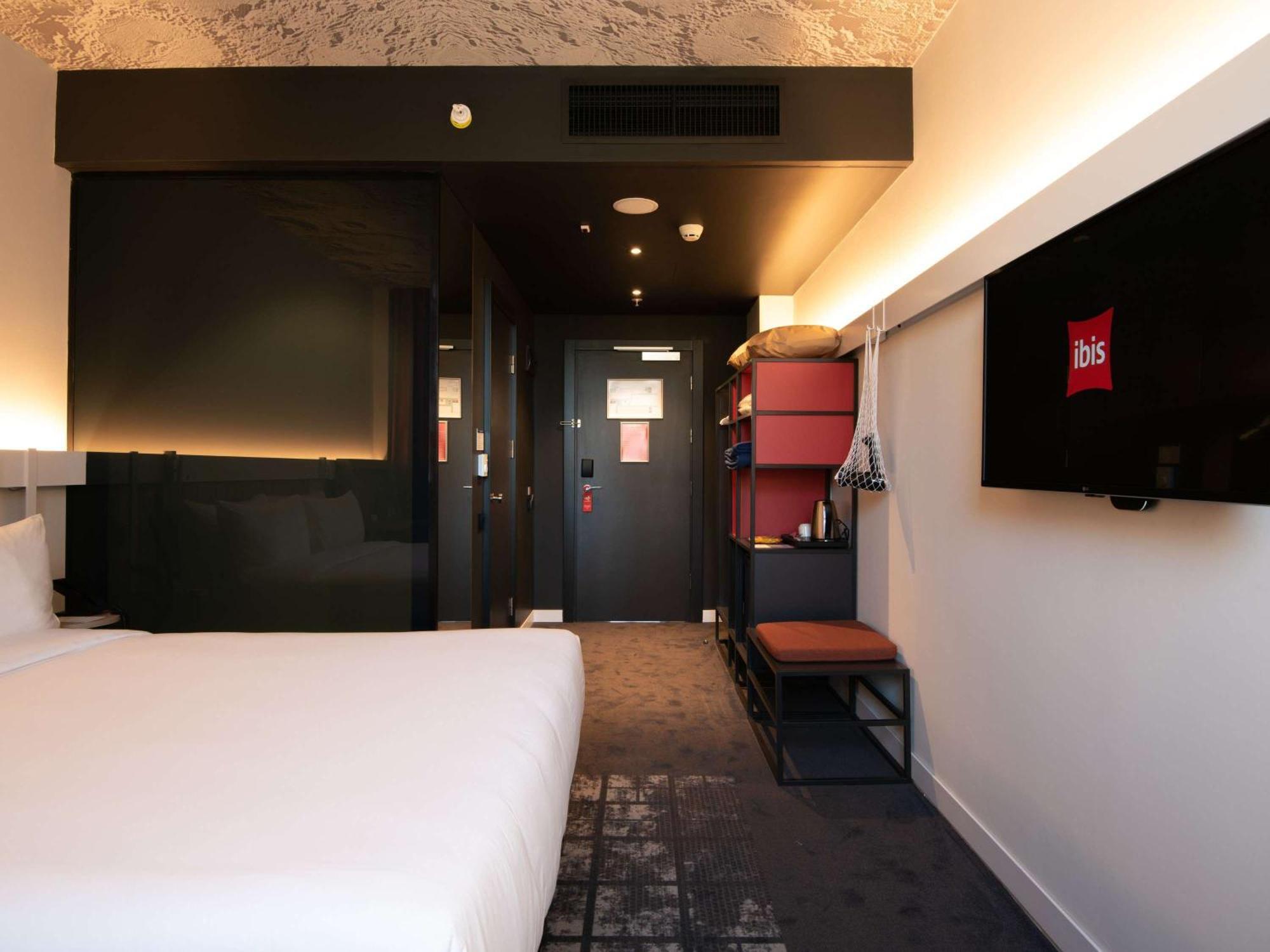 Ibis Baku City Exterior photo