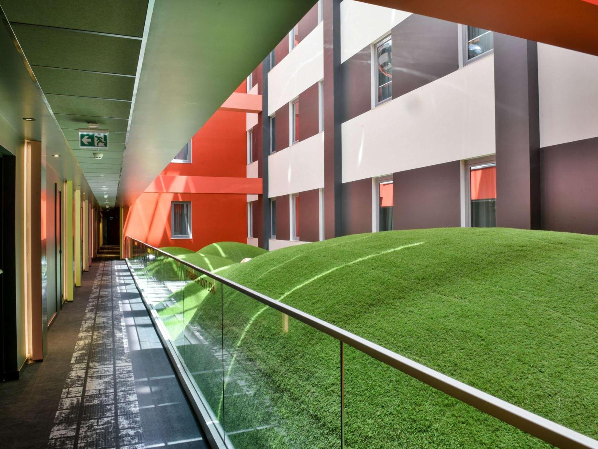 Ibis Baku City Exterior photo